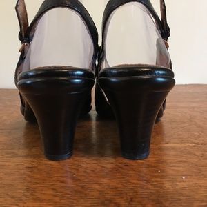 Sofft Black Leather Peep Toe Sandals Sz 8.5W